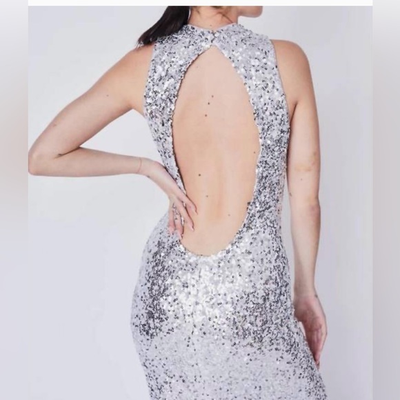 Deluc Nucci Sequin Gown in M - Picture 4 of 6